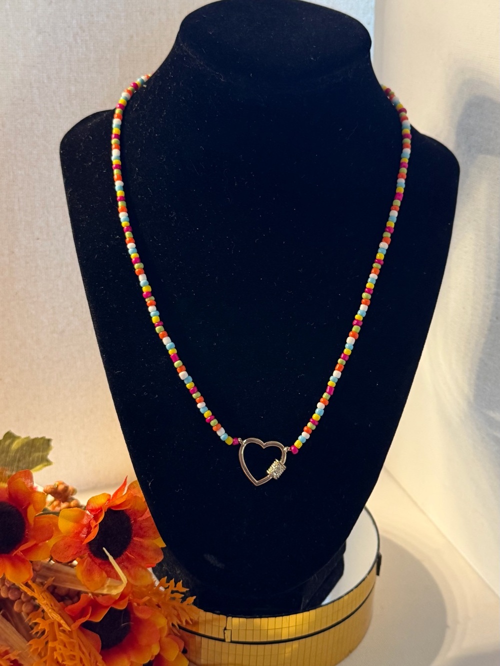 Roxanne Assoulin Multicolor Seed-Bead Necklace with Rhinestones Gold Heart. NEW
